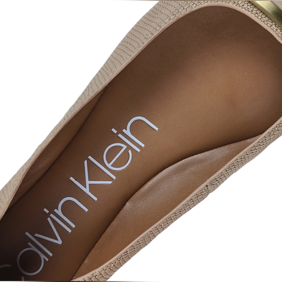 Calvin Klein Beige Loafers/Flats/Slip On Women's Shoes Size 9.5  🆕 - Picture 4 of 6